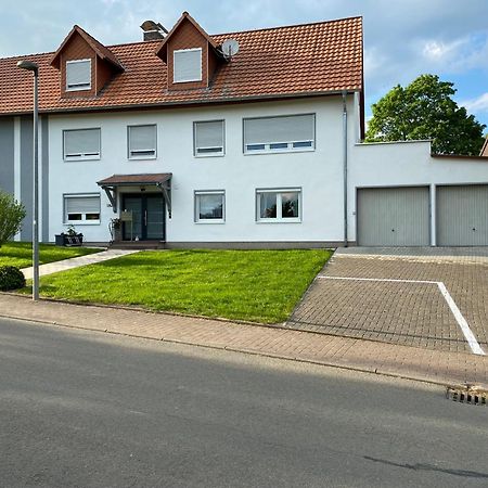 Schoene Ferien- Monteurswohnung - Ruhig Und Malerisch Gelegen Hofgeismar Exterior photo